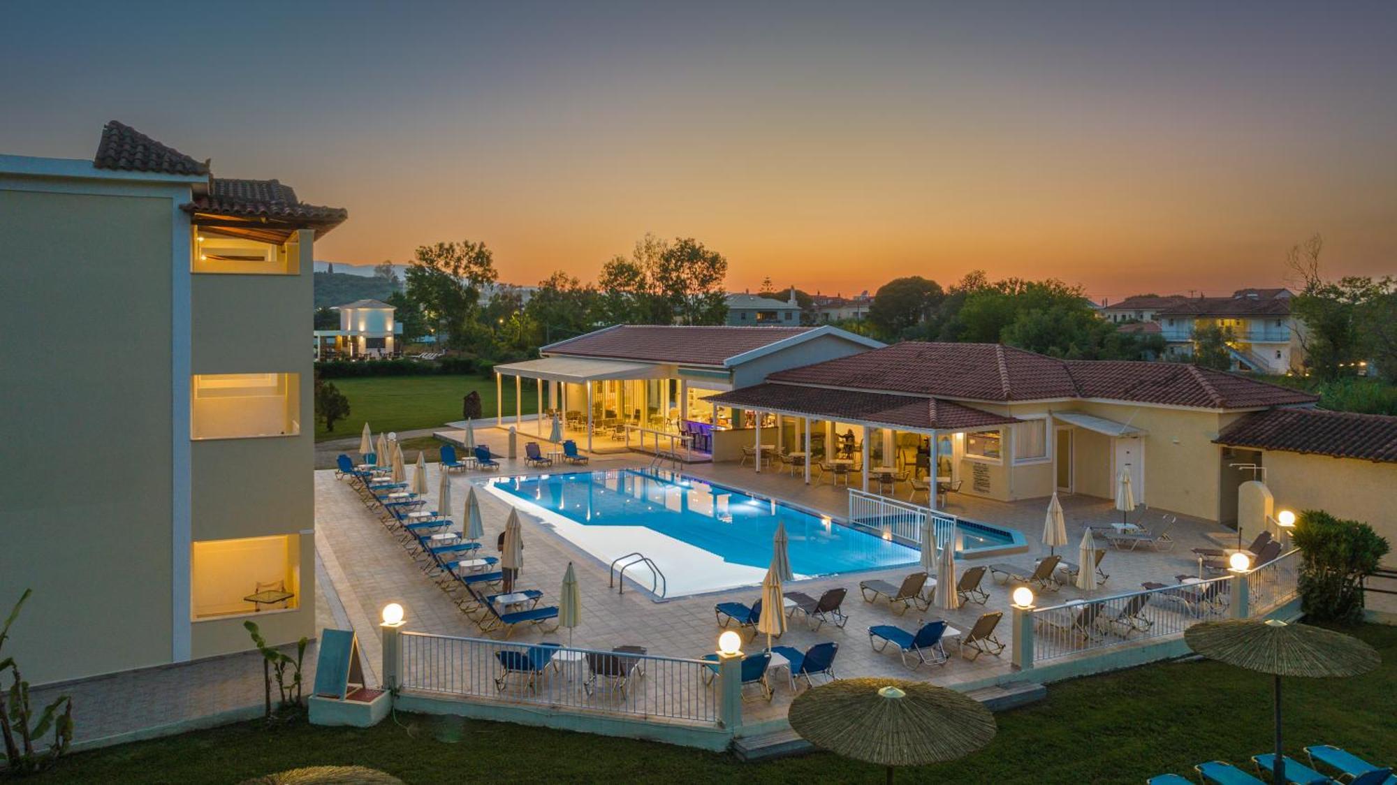 Manousis Aparthotel Tsilivi  Esterno foto