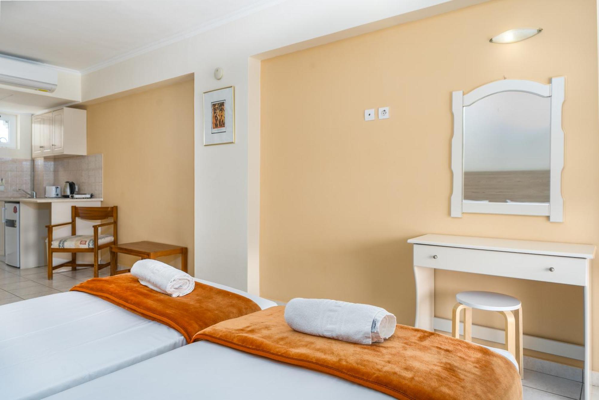Manousis Aparthotel Tsilivi  Esterno foto