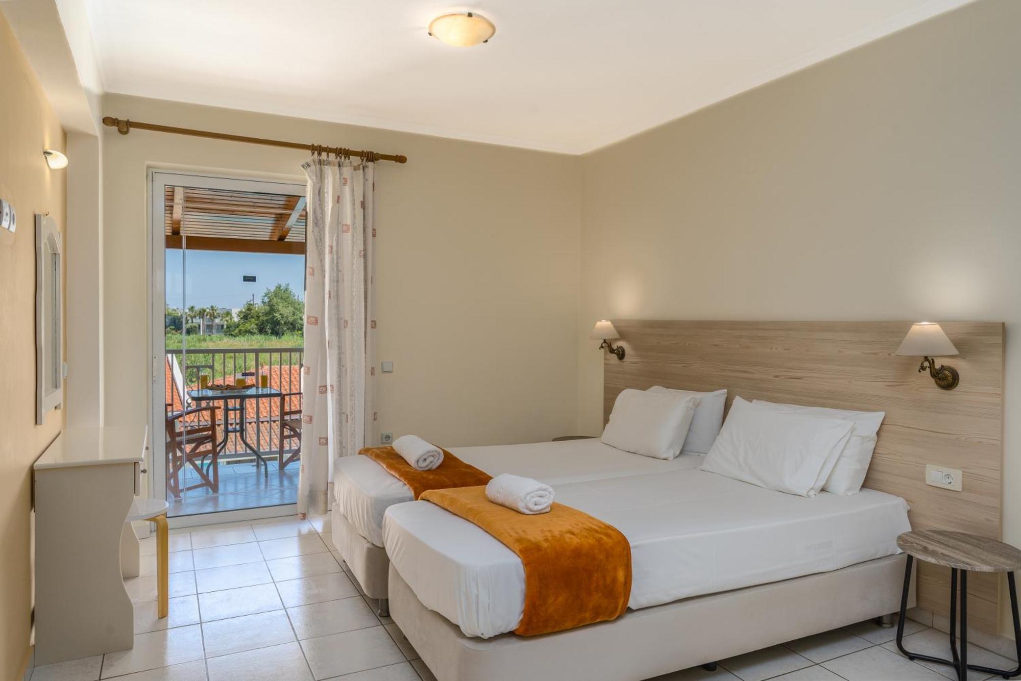 Manousis Aparthotel Tsilivi  Esterno foto
